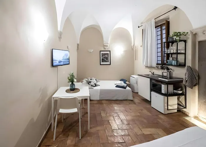 Apartment Fram Campo De' Fiori Rome