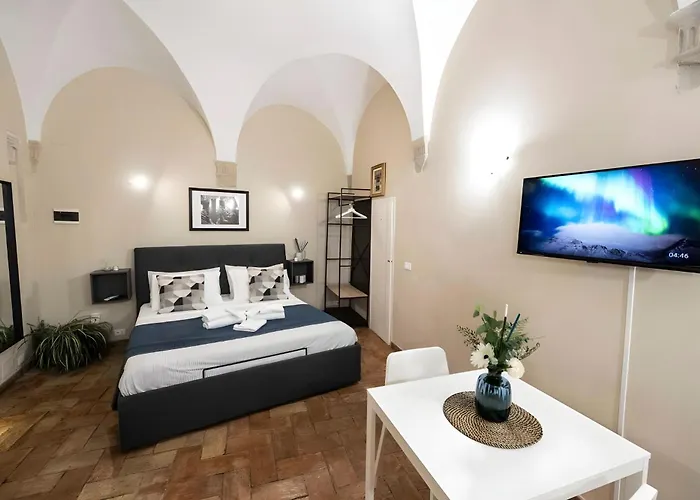 Fram Campo De' Fiori Apartment *